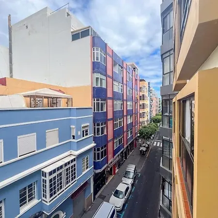 Piso Playa Canteras Daire